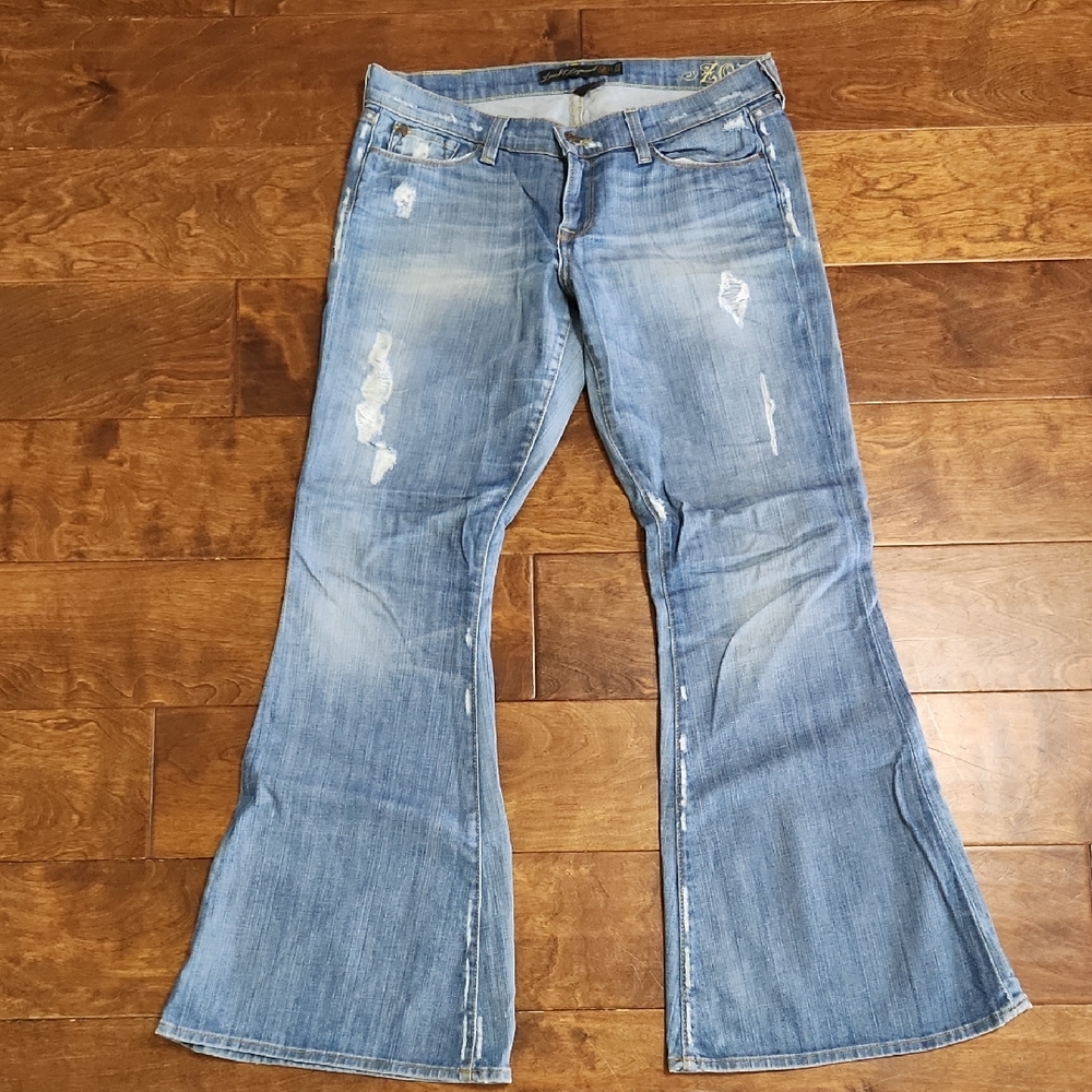LUCKY BRAND LUCKY LEGEND SIZE 14/32 Distressed Blue Flare Jeans